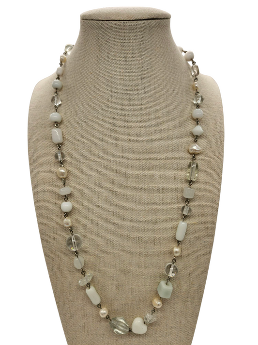 White Pearl Tone Clutter Necklace