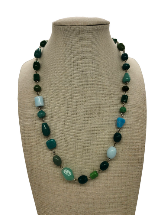Opaque Green Clutter Necklace