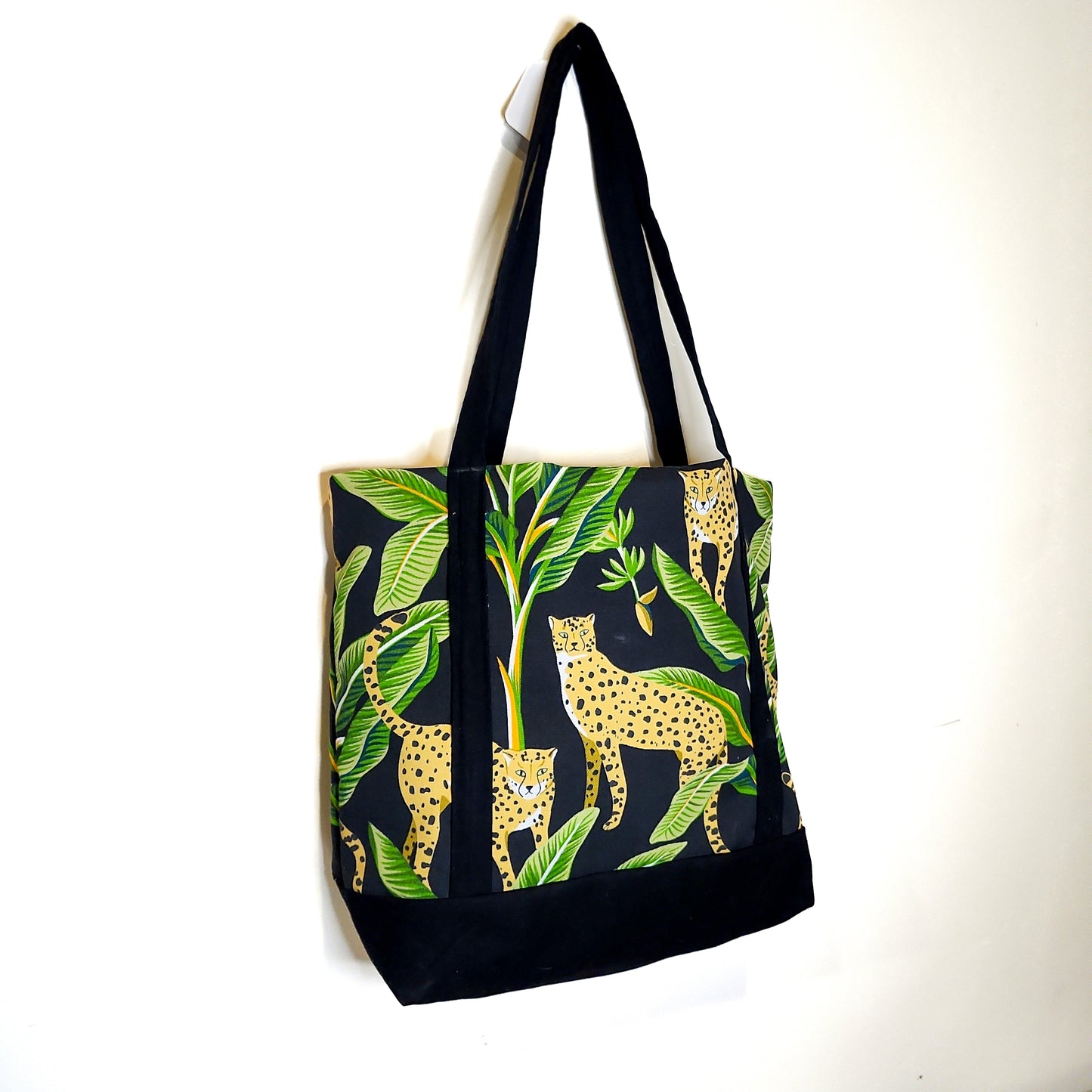 Black Leopard Tote Bag: 100% Cotton