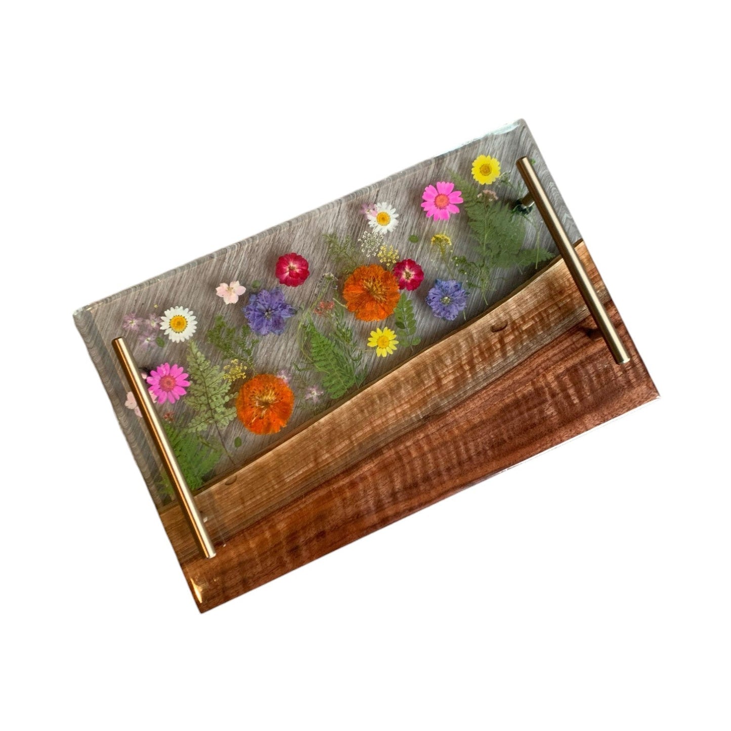Garden Charcuterie Board: Dried and Pressed Flowers in Resin